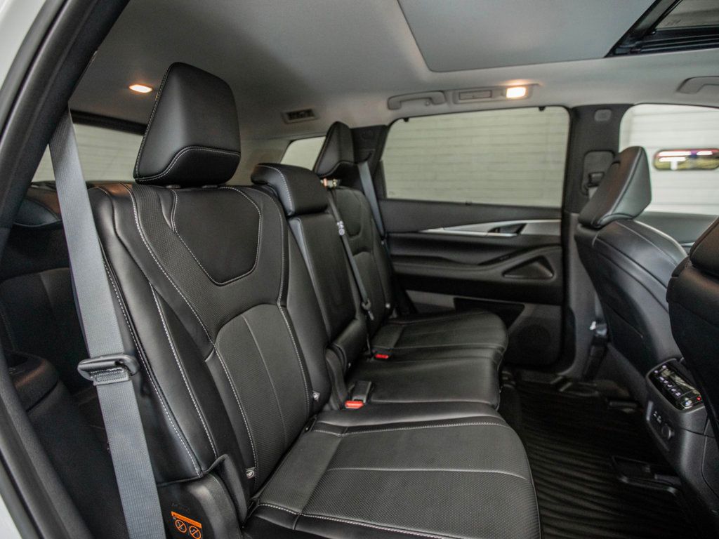 2023 Infiniti QX60 Luxe AWD photo 24