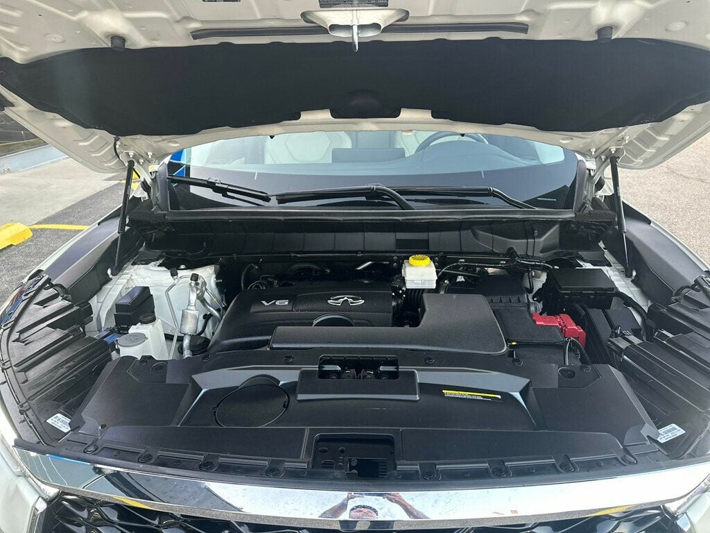 2023 Infiniti QX60 Luxe AWD photo 9
