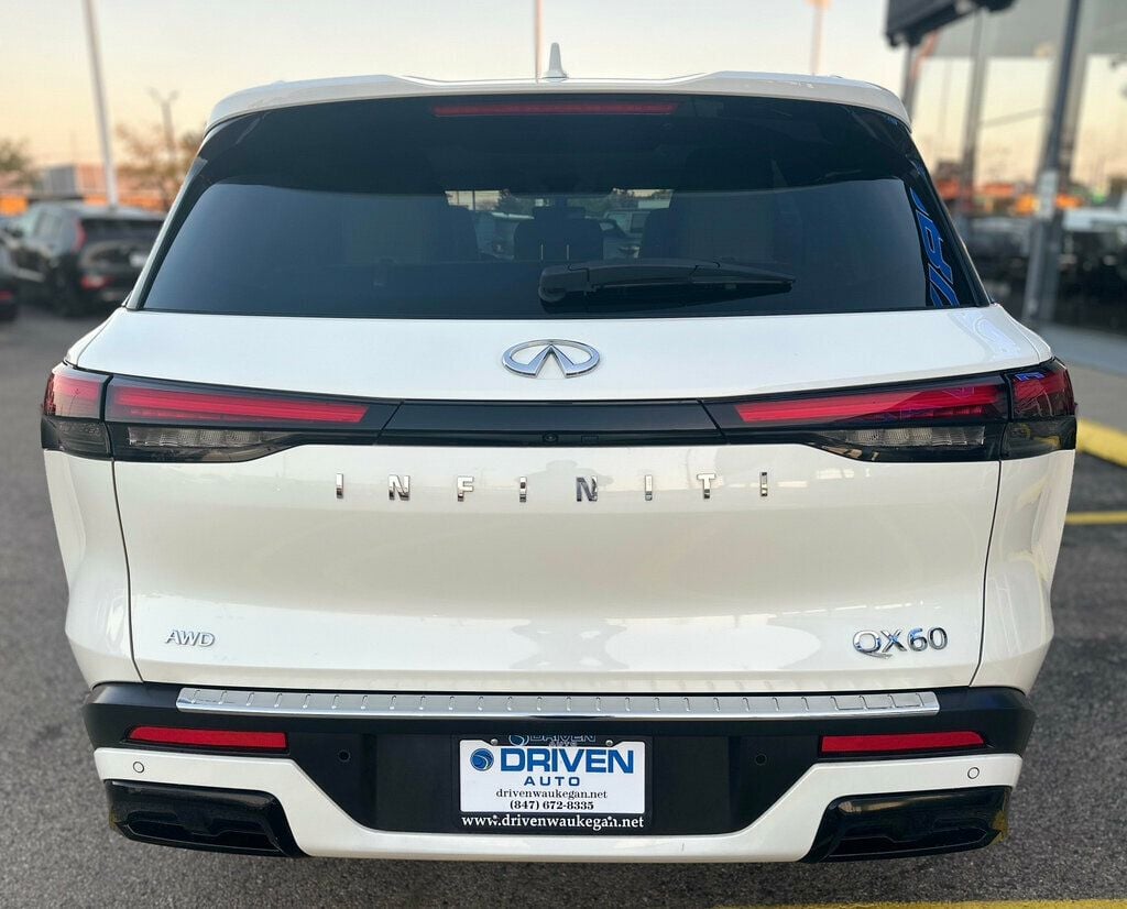 2023 Infiniti QX60 Luxe AWD photo 36