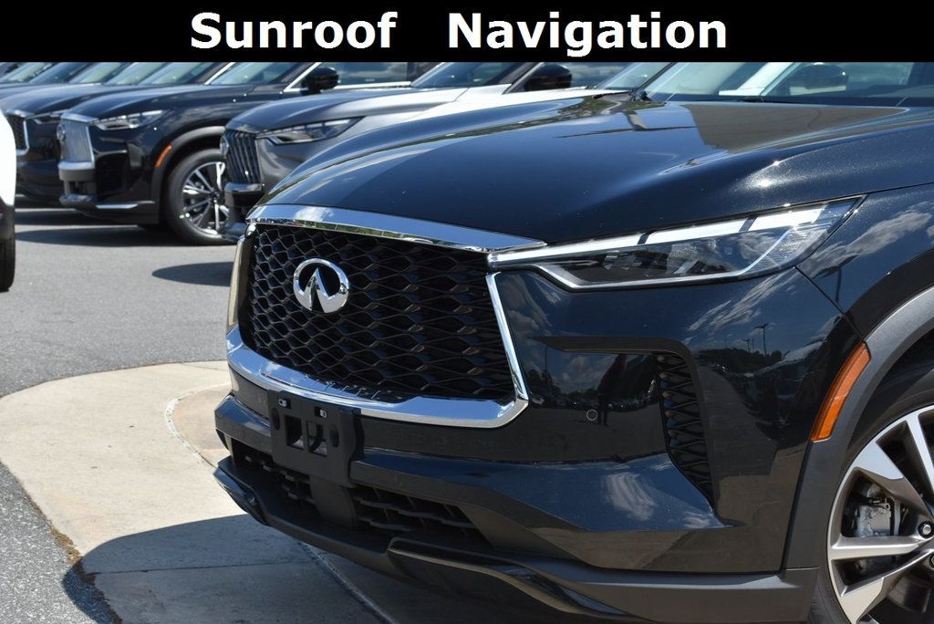 2023 Infiniti QX60 Luxe AWD photo 2