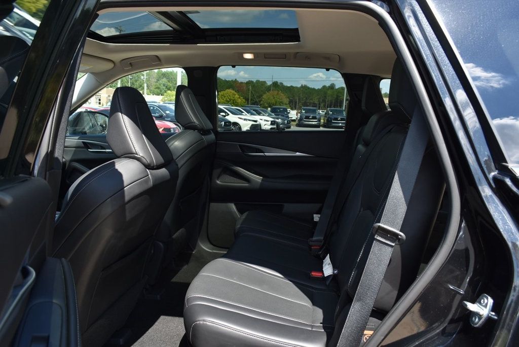 2023 Infiniti QX60 Luxe AWD photo 32