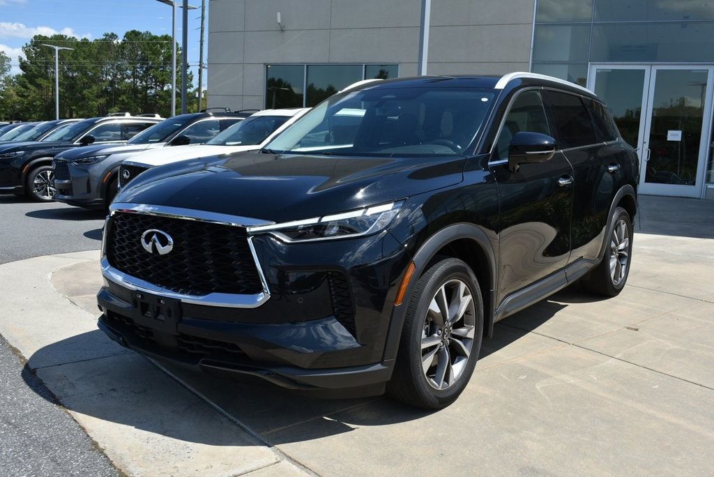 2023 Infiniti QX60 Luxe AWD photo 6