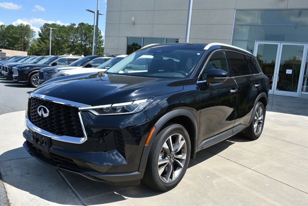 2023 Infiniti QX60 Luxe AWD photo 9