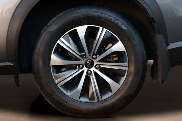 2023 INFINITI QX60 LUXE - Photo 9