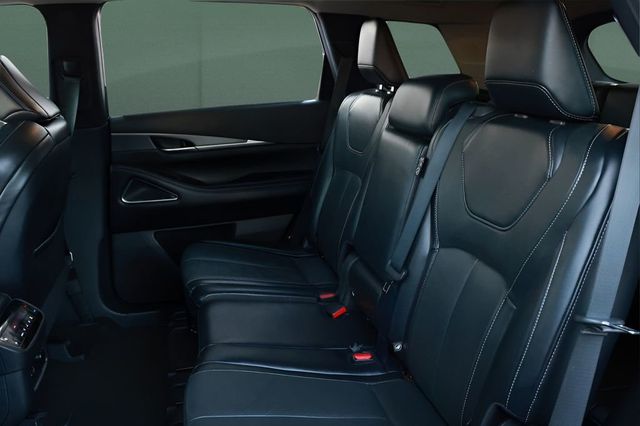 2023 INFINITI QX60 LUXE - Photo 17