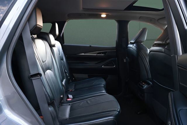 2023 INFINITI QX60 LUXE - Photo 19