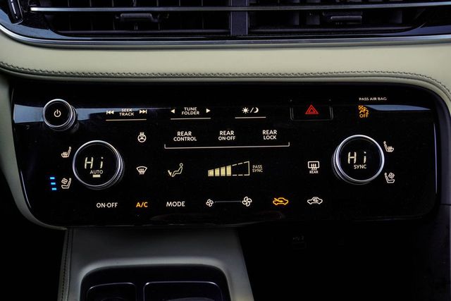 2023 INFINITI QX60 LUXE FWD - 22994221 - 24