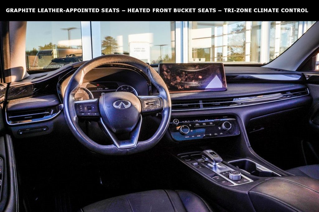 2023 Infiniti QX60 Pure AWD photo 3
