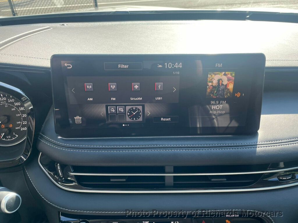 2023 Infiniti QX60 Pure AWD photo 12