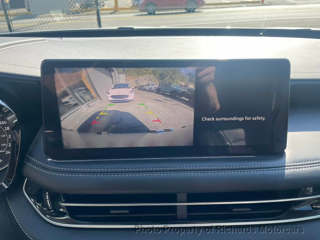 2023 Infiniti QX60 Pure AWD photo 13
