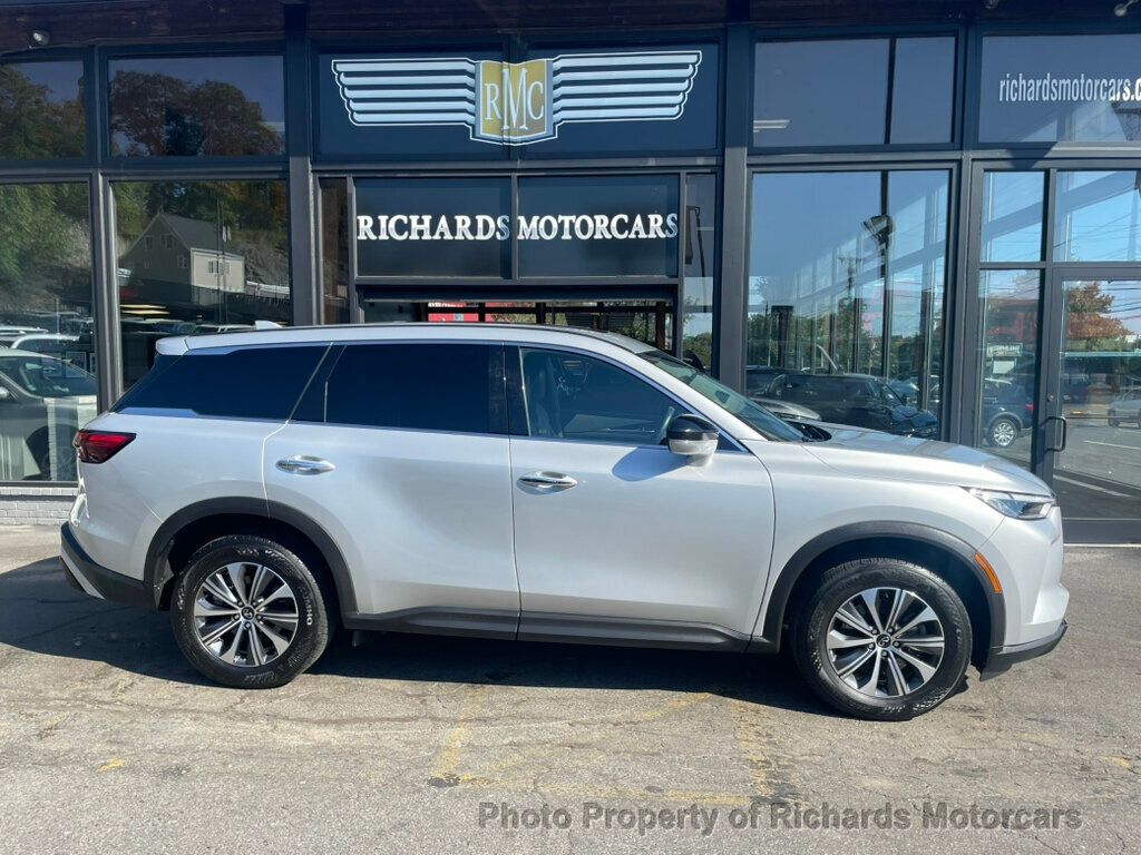 2023 Infiniti QX60 Pure AWD photo 2