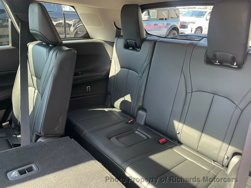 2023 Infiniti QX60 Pure AWD photo 17