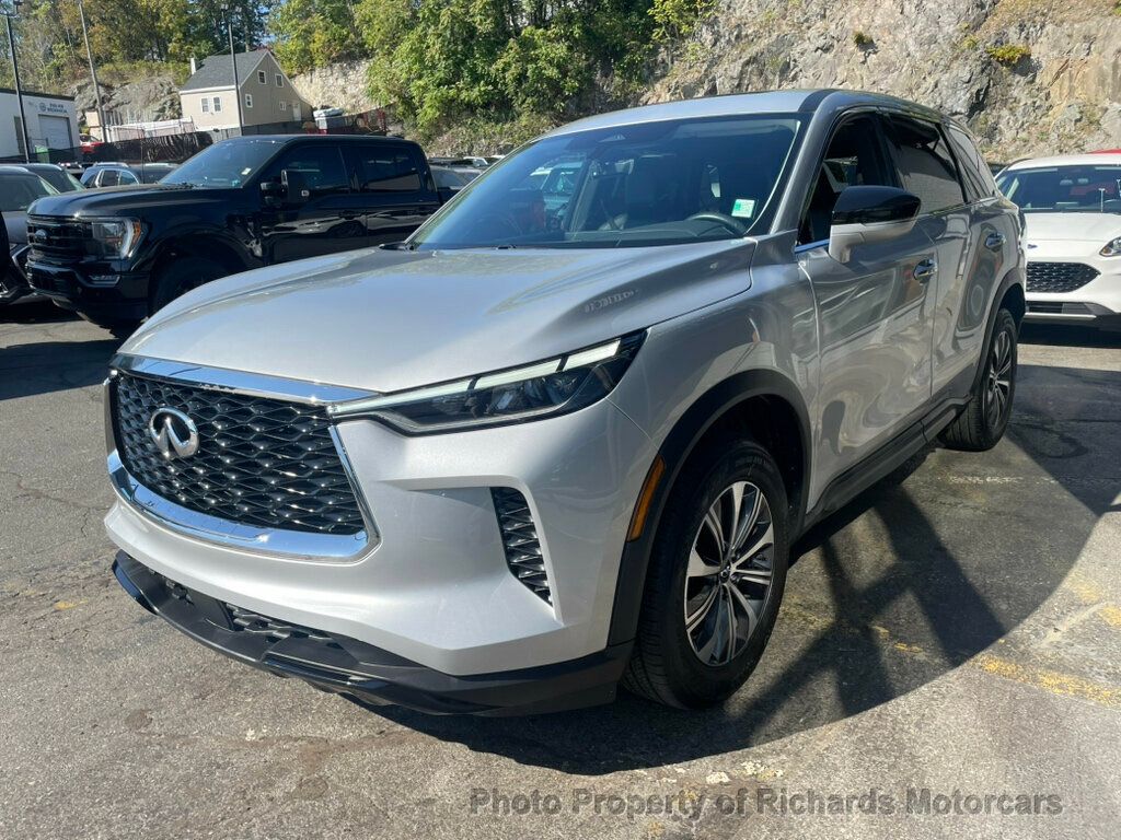 2023 Infiniti QX60 Pure AWD photo 5