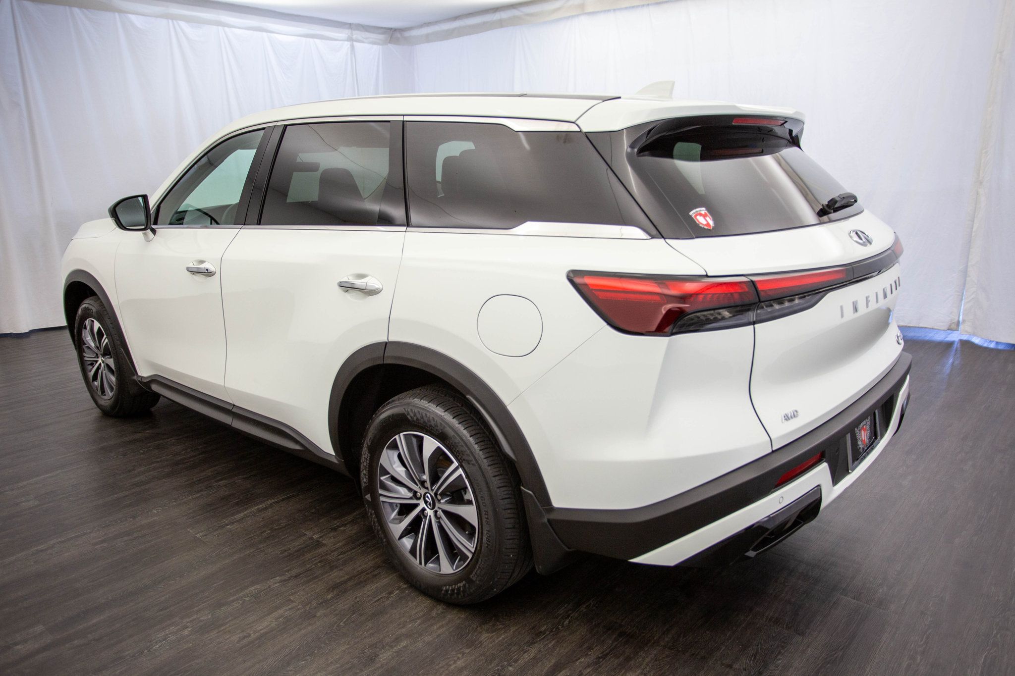 2023 Infiniti QX60 Pure AWD photo 12