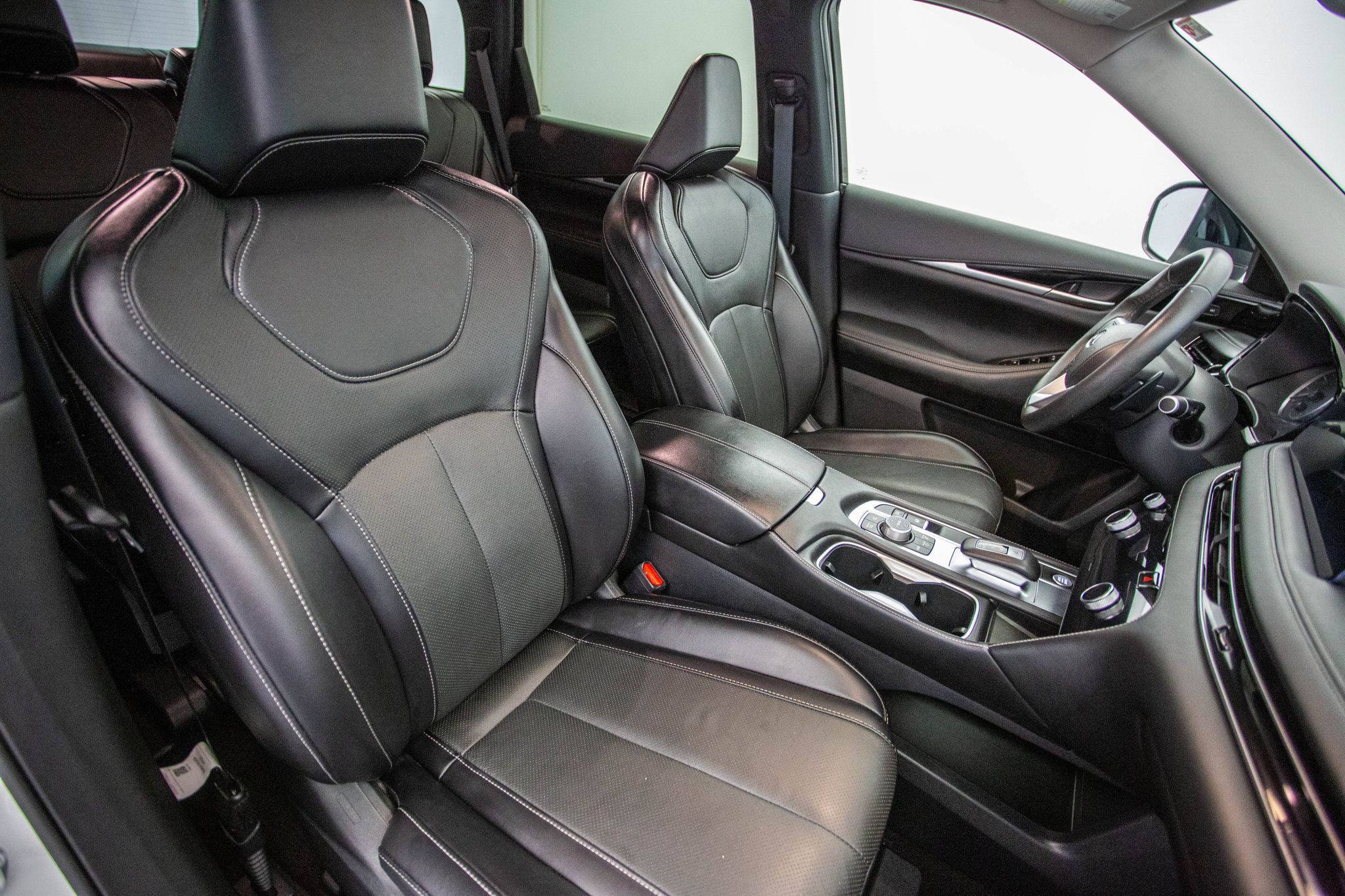 2023 Infiniti QX60 Pure AWD photo 21