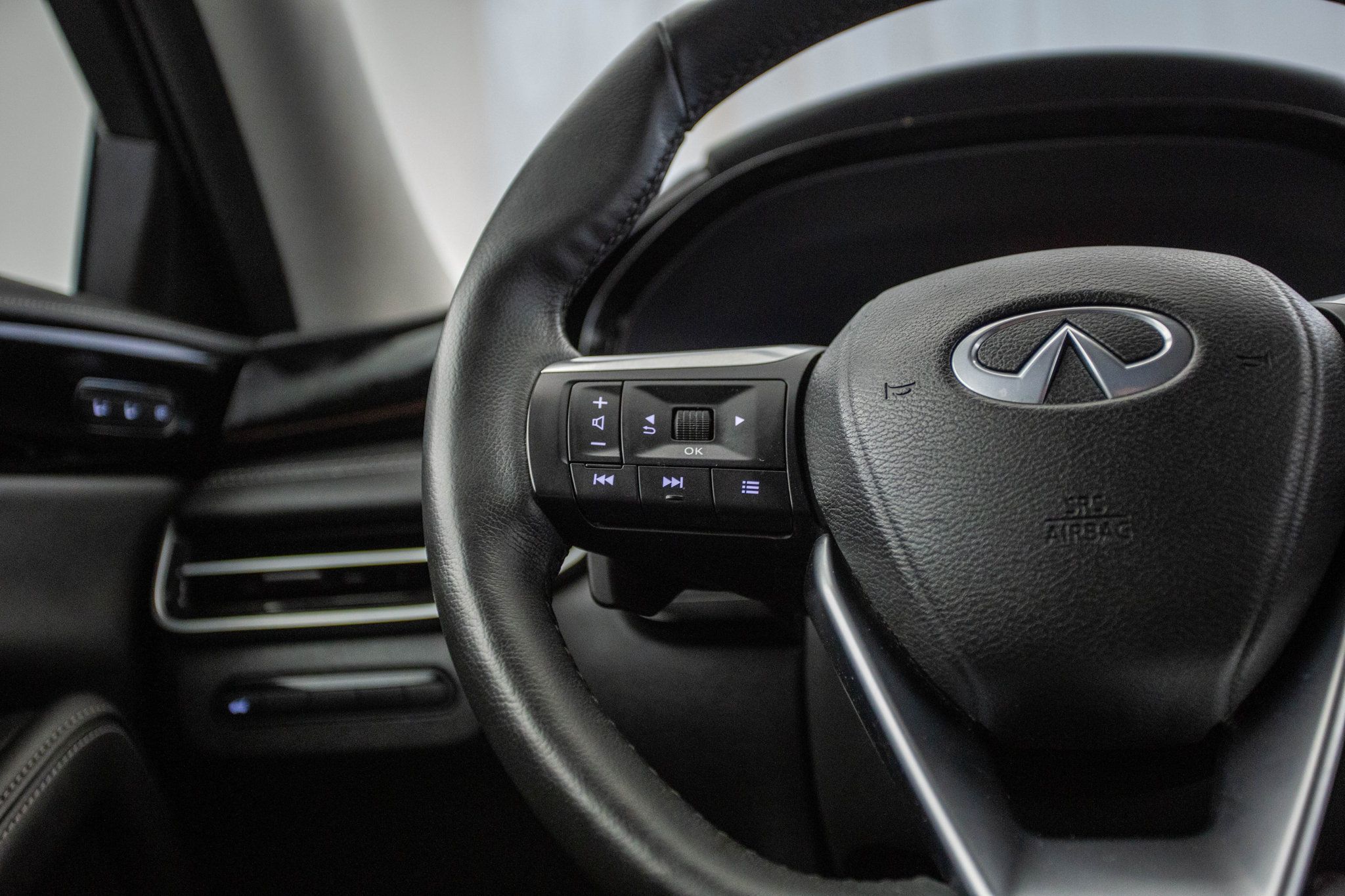 2023 Infiniti QX60 Pure AWD photo 47
