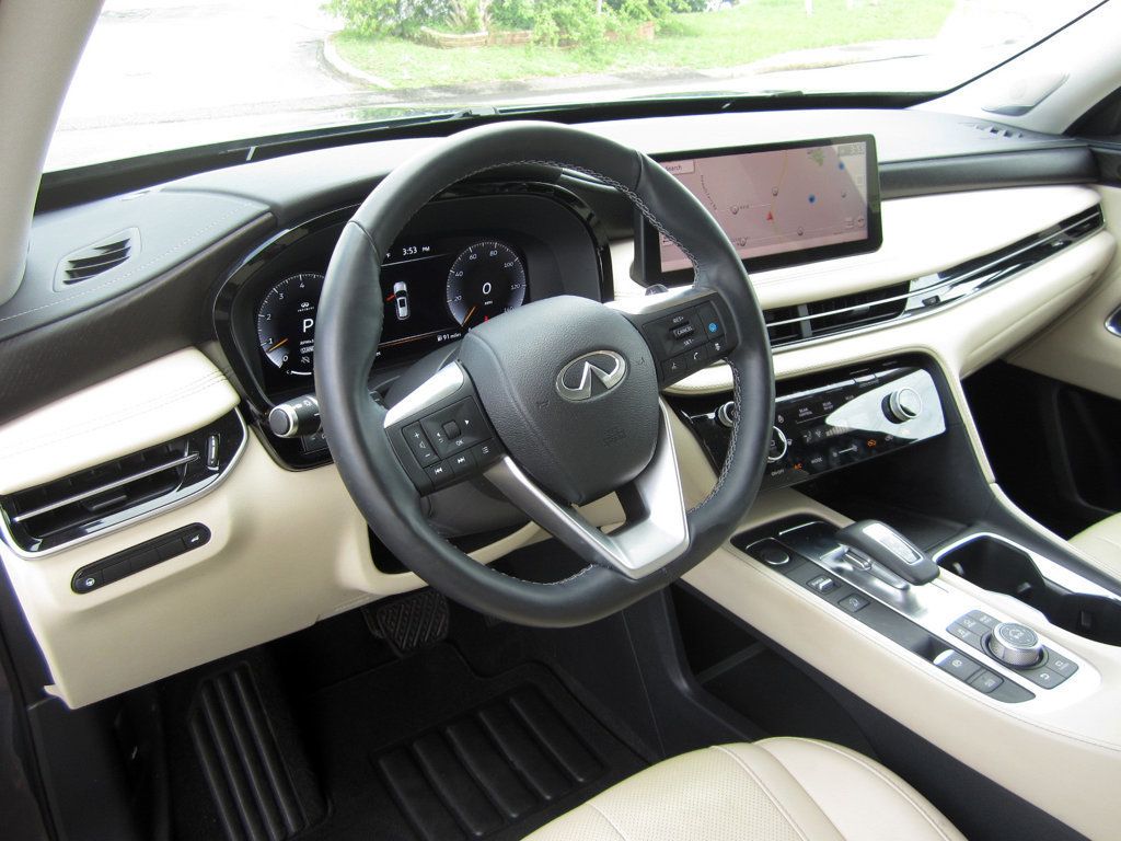 2023 Infiniti QX60 Sensory photo 6