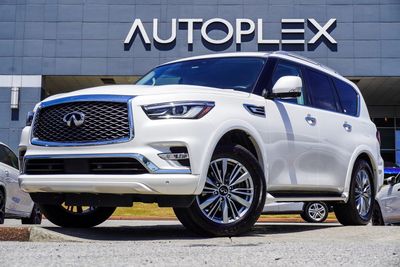 2023 INFINITI QX80