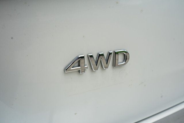 2023 INFINITI QX80 MSRP$91055/Sensory/4WD/Heated&CooledSeats/PowerMoonroof - 23025341 - 13