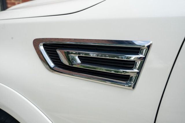 2023 INFINITI QX80 MSRP$91055/Sensory/4WD/Heated&CooledSeats/PowerMoonroof - 23025341 - 14