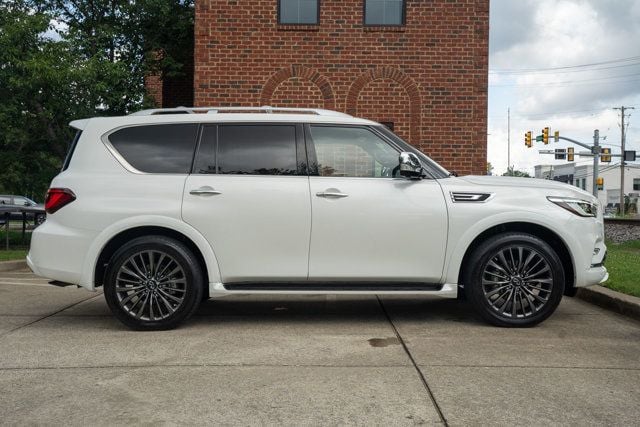 2023 INFINITI QX80 MSRP$91055/Sensory/4WD/Heated&CooledSeats/PowerMoonroof - 23025341 - 3
