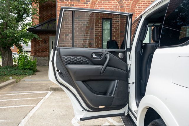 2023 INFINITI QX80 MSRP$91055/Sensory/4WD/Heated&CooledSeats/PowerMoonroof - 23025341 - 46