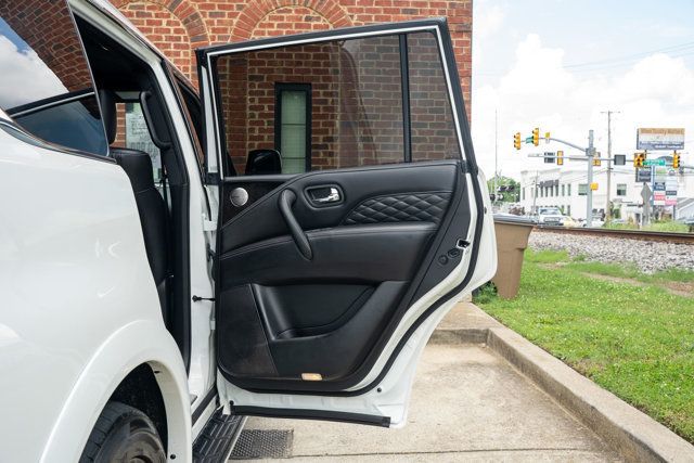 2023 INFINITI QX80 MSRP$91055/Sensory/4WD/Heated&CooledSeats/PowerMoonroof - 23025341 - 52
