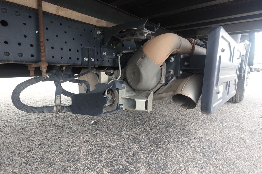 2023 Isuzu NPR HD (18ft Box w/ Lift Gate) - 22963630 - 12