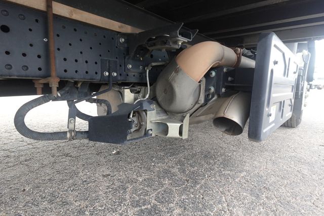 2023 Isuzu NPR HD (18ft Box w/ Lift Gate) - 22963630 - 12