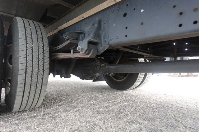 2023 Isuzu NPR HD (18ft Box w/ Lift Gate) - 22963630 - 15