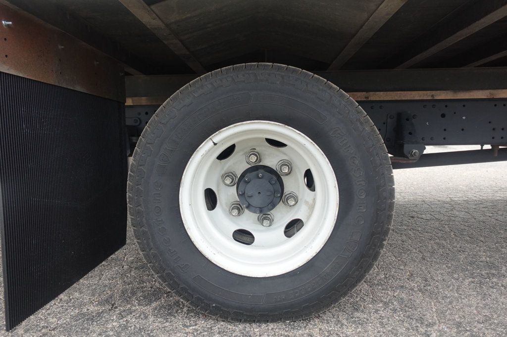 2023 Isuzu NPR HD (18ft Box w/ Lift Gate) - 22963630 - 16