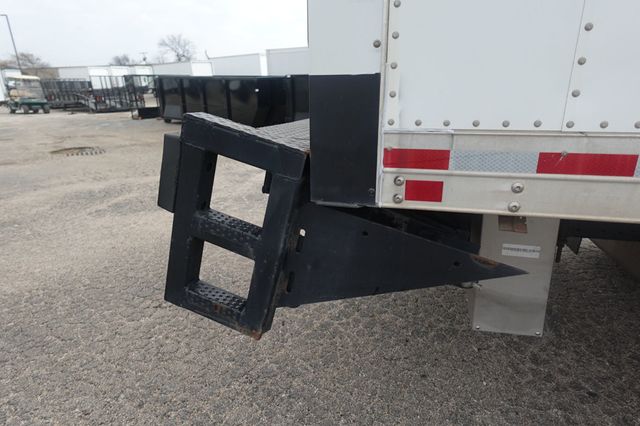 2023 Isuzu NPR HD (18ft Box w/ Lift Gate) - 22963630 - 19