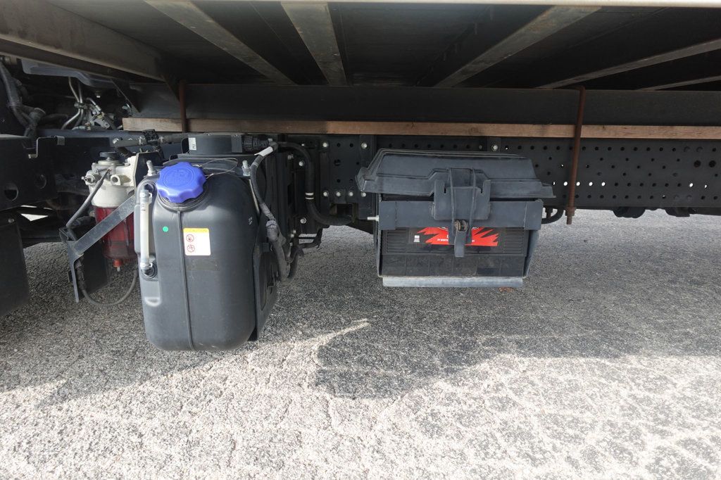 2023 Isuzu NPR HD (18ft Box w/ Lift Gate) - 22963630 - 34