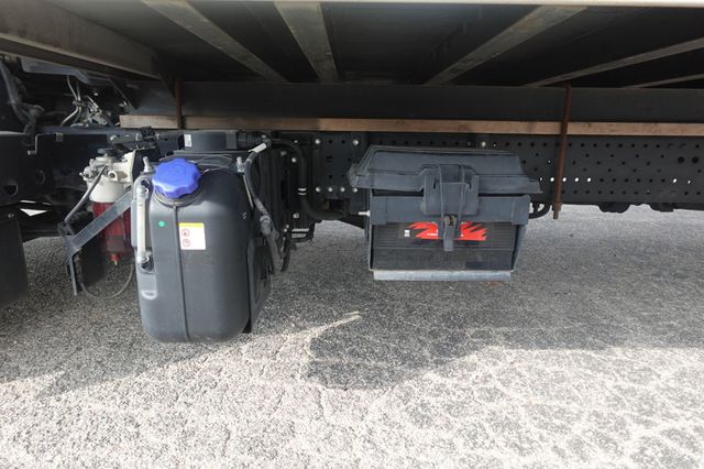 2023 Isuzu NPR HD (18ft Box w/ Lift Gate) - 22963630 - 34