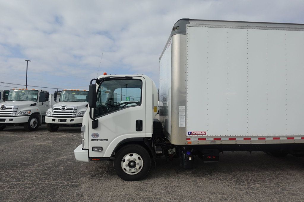 2023 Isuzu NPR HD (18ft Box w/ Lift Gate) - 22963630 - 3