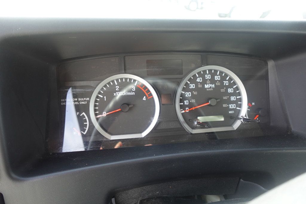 2023 Isuzu NPR HD (18ft Box w/ Lift Gate) - 22963630 - 45