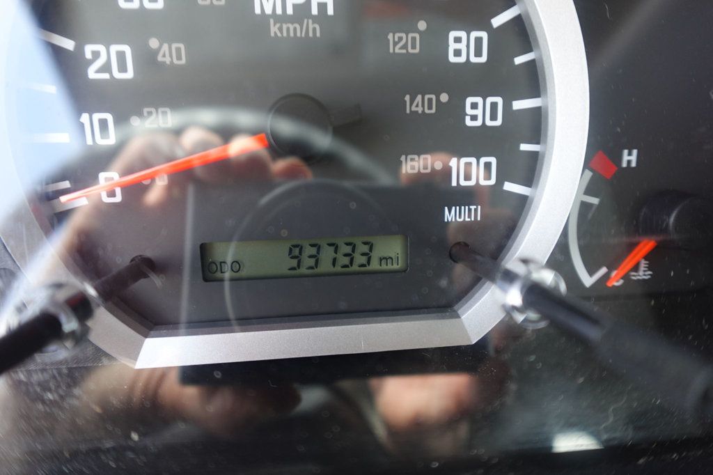 2023 Isuzu NPR HD (18ft Box w/ Lift Gate) - 22963630 - 46