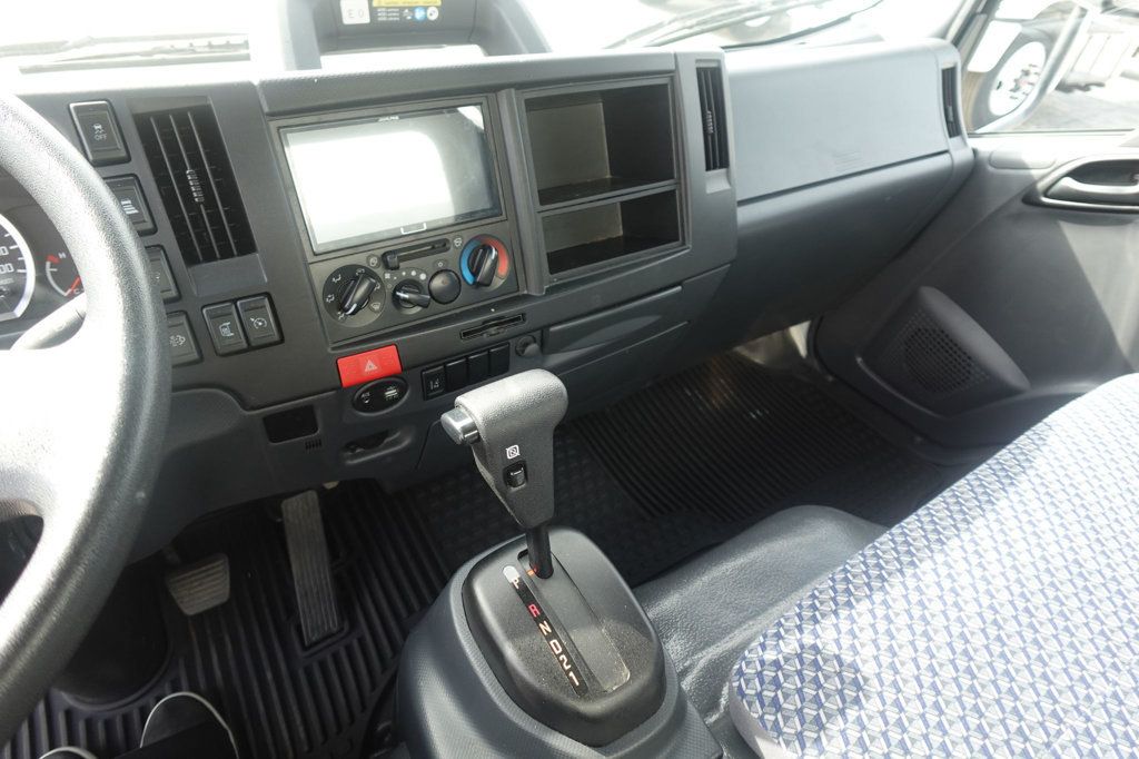 2023 Isuzu NPR HD (18ft Box w/ Lift Gate) - 22963630 - 47