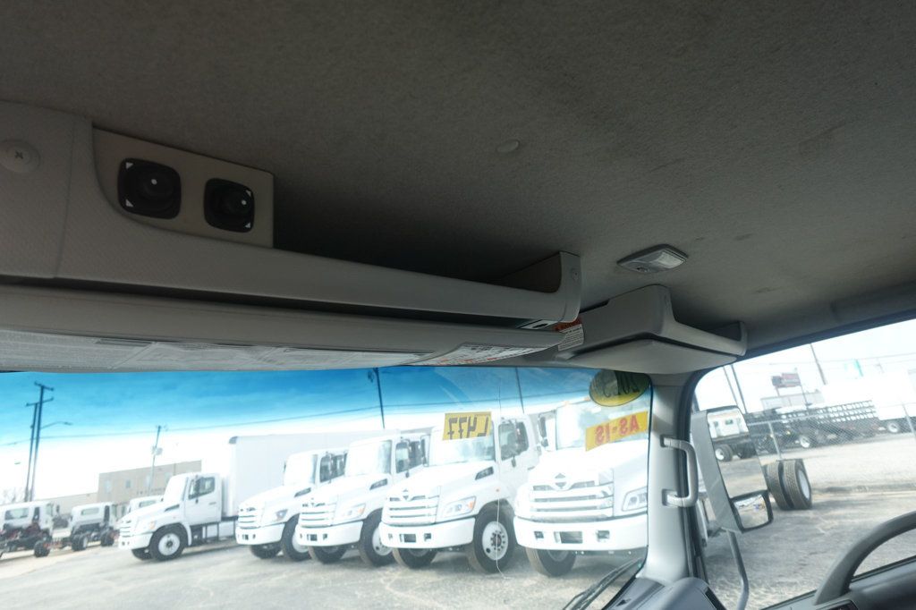 2023 Isuzu NPR HD (18ft Box w/ Lift Gate) - 22963630 - 54