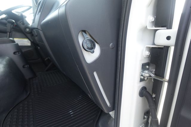 2023 Isuzu NPR HD (18ft Box w/ Lift Gate) - 22963630 - 59