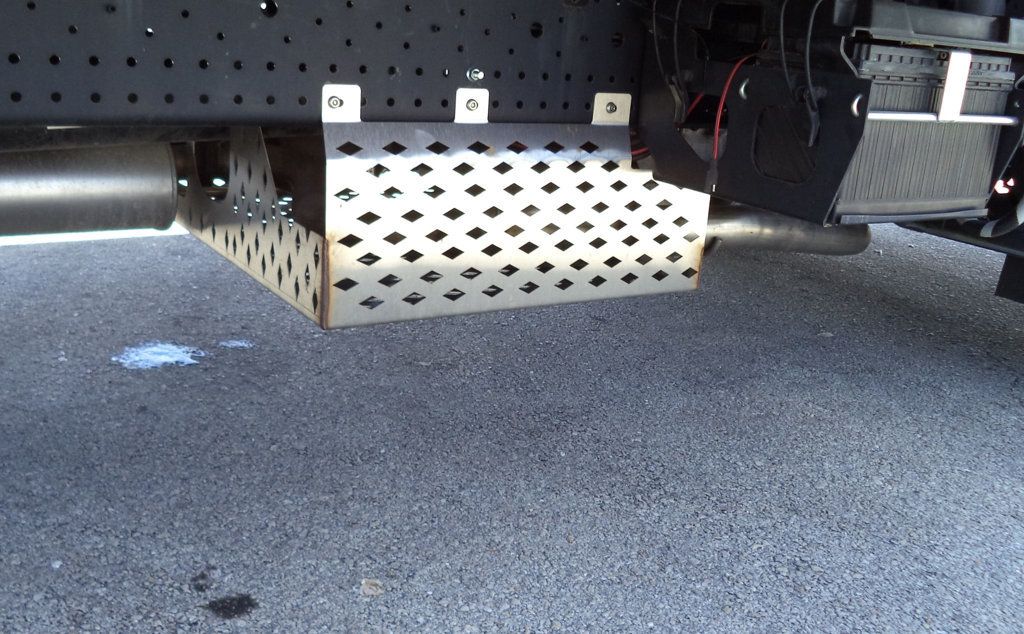 2023 Isuzu NPR HD Gas w/ 20ft x 96in H Box Truck Dry Cargo Box & Liftgate - 22986389 - 20