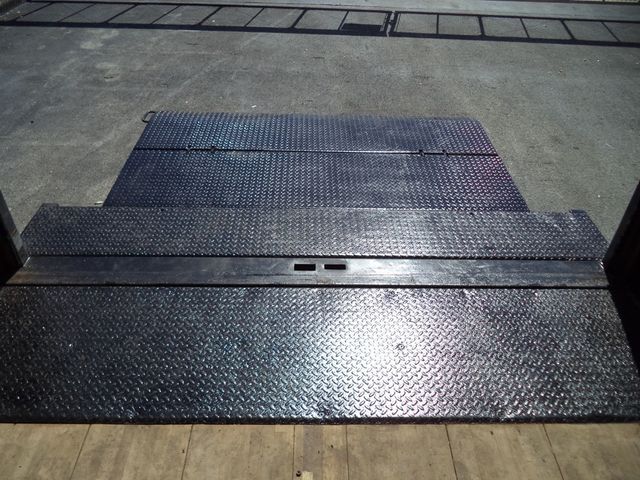 2023 Isuzu NPR HD Gas w/ 20ft x 96in H Box Truck Dry Cargo Box & Liftgate - 22986389 - 30