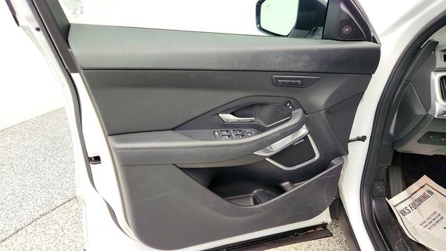 2023 Jaguar E-PACE SE P250 AWD w/ Cold Climate Pack, Panoramic Roof & 20'' Wheels - 23018415 - 10