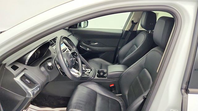 2023 Jaguar E-PACE SE P250 AWD w/ Cold Climate Pack, Panoramic Roof & 20'' Wheels - 23018415 - 19