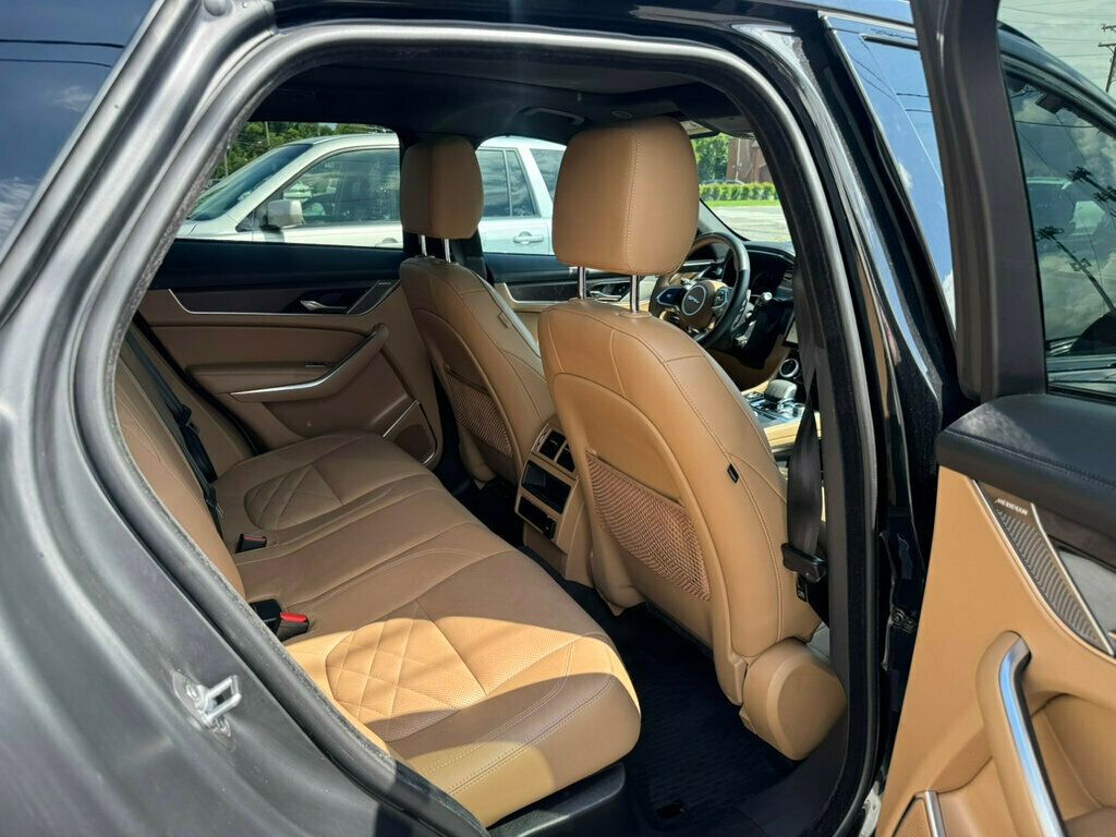 2023 Jaguar F-PACE P250 S photo 14