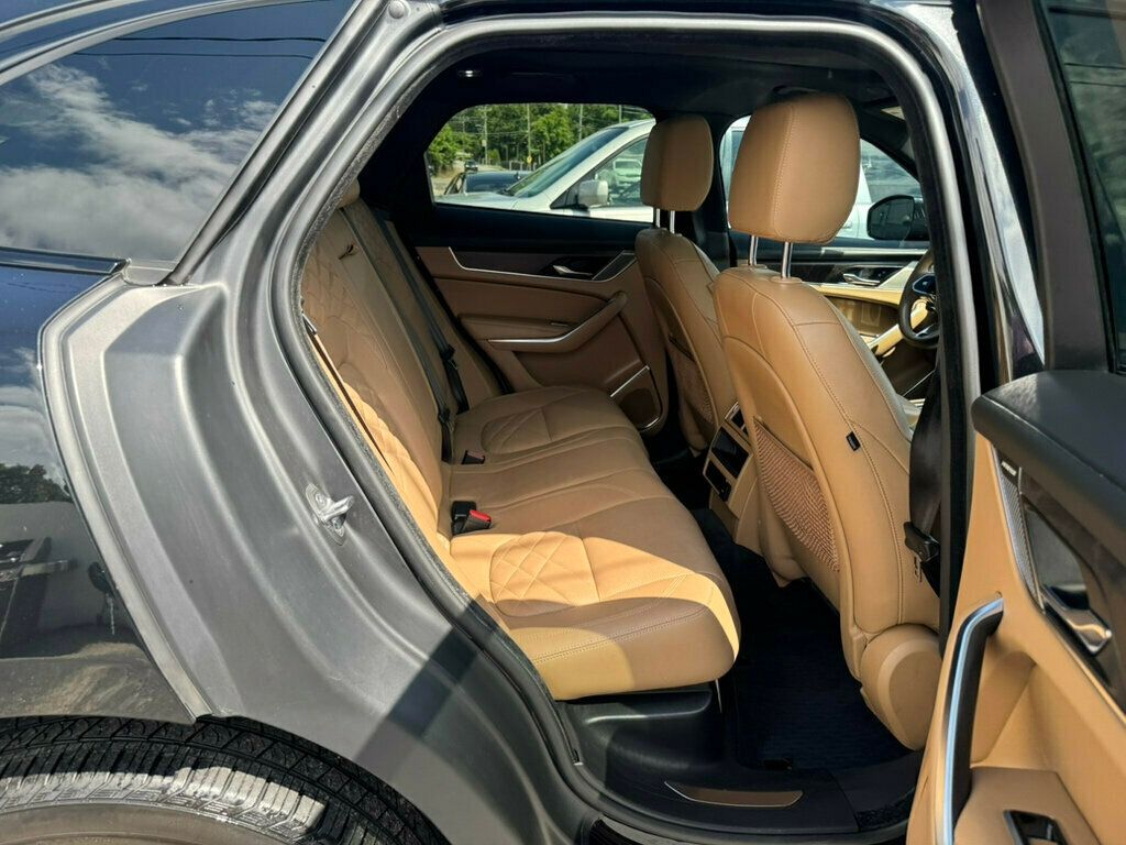2023 Jaguar F-PACE P250 S photo 15