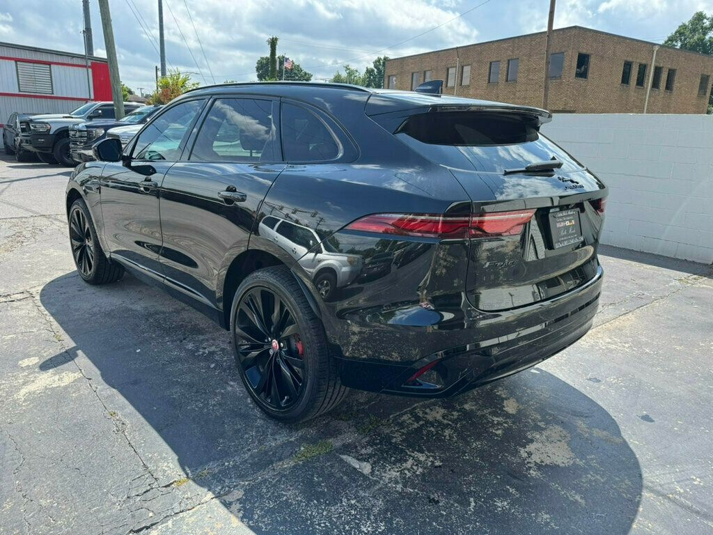 2023 Jaguar F-PACE P250 S photo 3