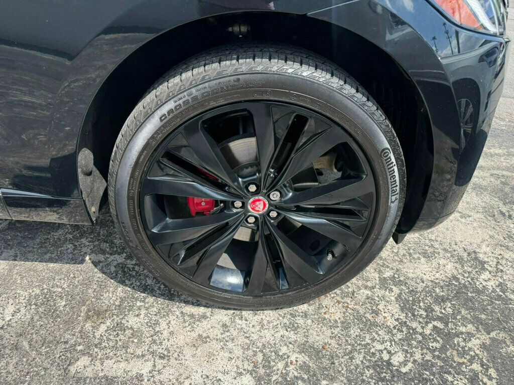 2023 Jaguar F-PACE P250 S photo 30