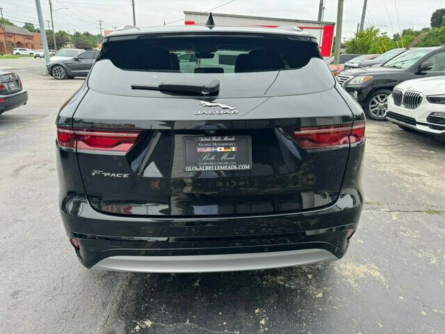 2023 Jaguar F-PACE P250 S photo 4