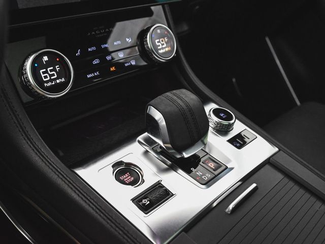 2023 Jaguar F-PACE P250 S - 23021056 - 31